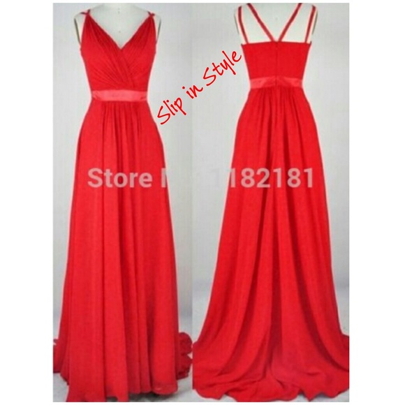 ⚜53 DEEP VEE NECK GOWN - Picture 2 of 8